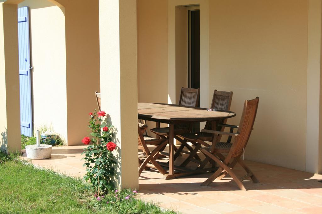 Villa Le Camp De Ferie Monpazier Habitación foto
